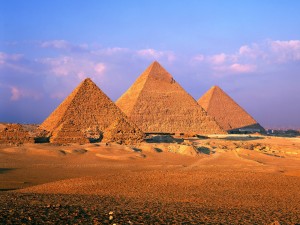 pyramids-of-giza